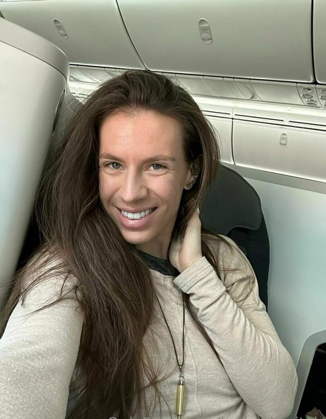 hungbiswitch nice actress galleries