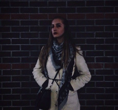 mia little witch model high quality pic