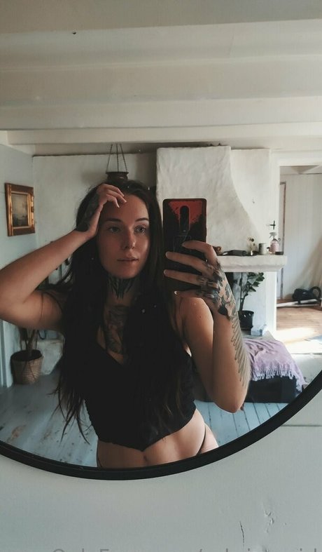 schrimpgirl free actress galleries