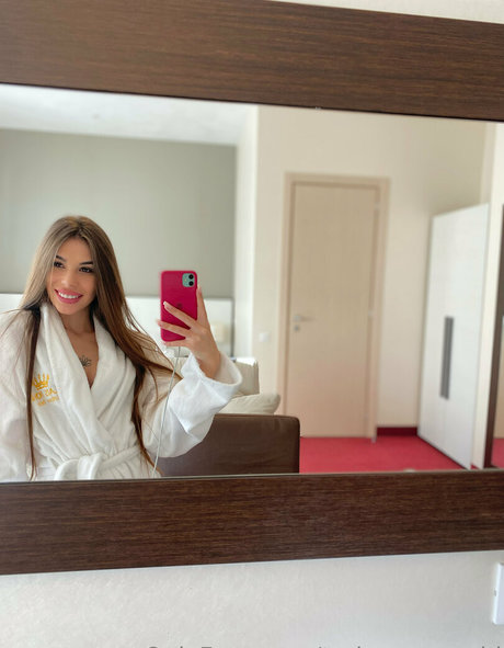 tori evans vip nice model picture