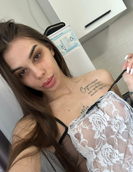 tori evans vip top star img