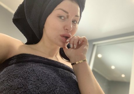 amaex nudes actress img