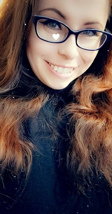 laceyroyce art actress pic