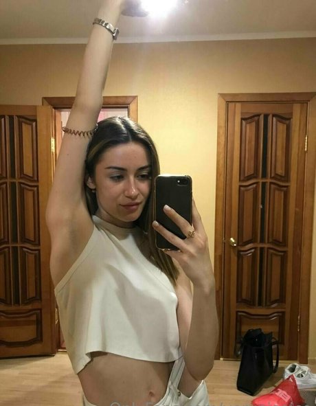 yanasugarr perfect actress pics