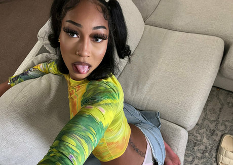 exoticblasiann nude actress gallery