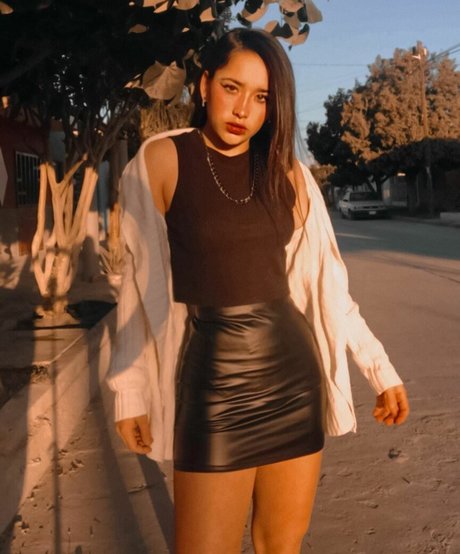 Ashly Martinez porn actress img