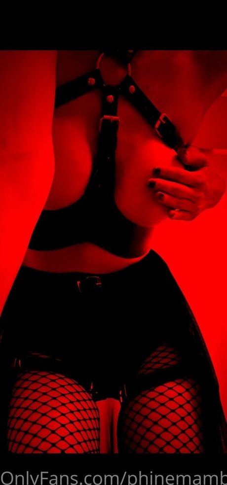 phinemamba erotic star pics