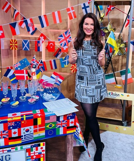 Georgina Burnett top star pictures