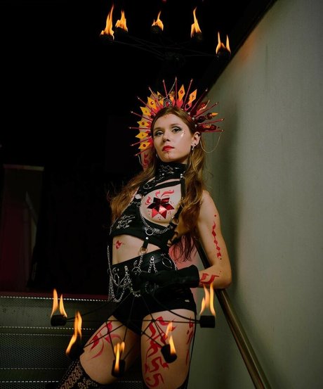 hooping meow exclusive actress img