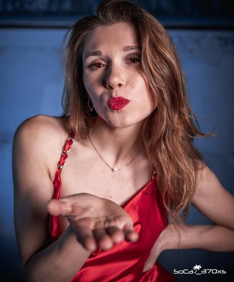 hooping meow xxx star img