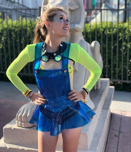 hooping meow hot star galleries