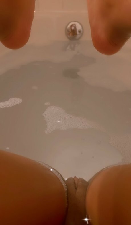 trinnyflintroy2 hot pornstar picture