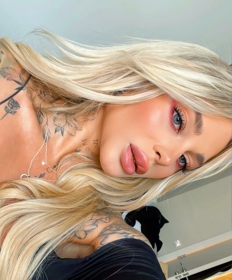 Angelika Kramer pornstar nude photos