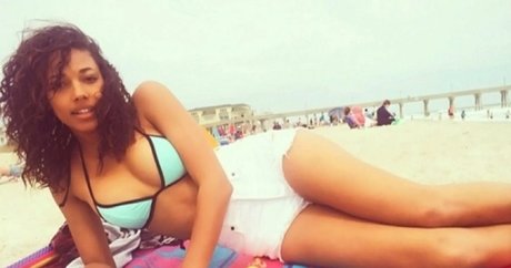 Kylie Bunbury art star photos