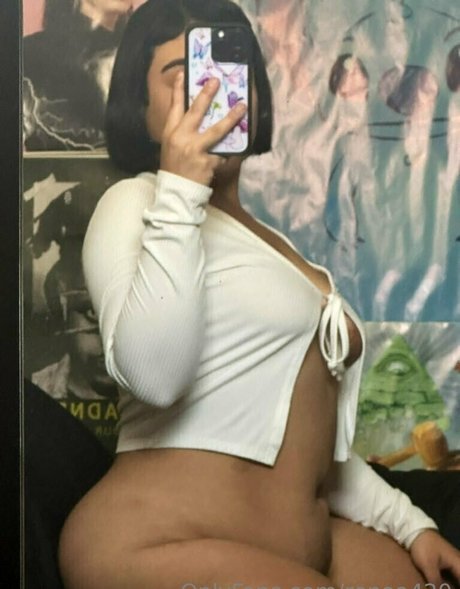 renaa420 star nudes pics