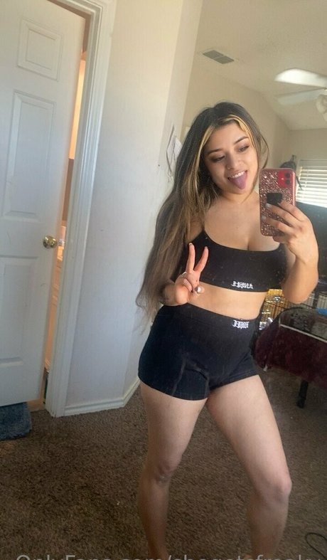 shegetsfreaky star pretty pictures