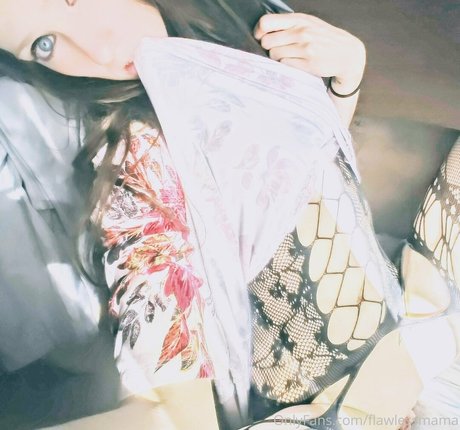 flawlessmama model beautiful image