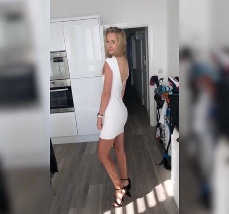 Nelly Korda hot model gallery