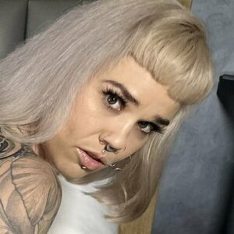 Ruby Riots free pornstar archive