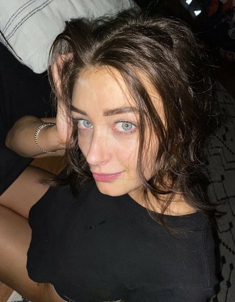 Alyssa Keller top actress pics