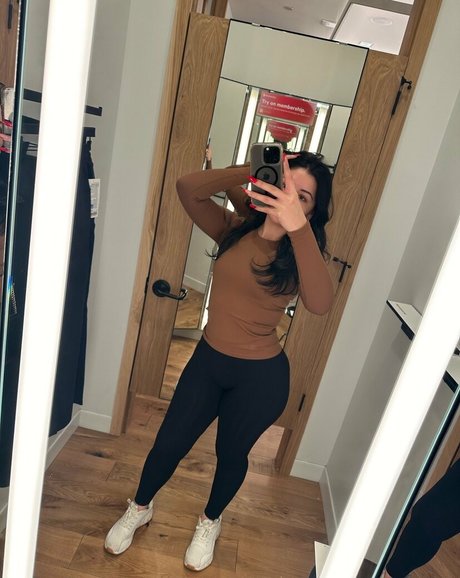 Judii Barraza nude model image