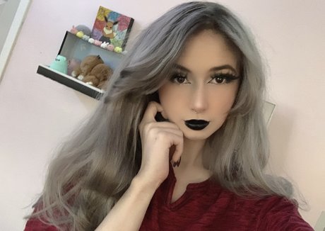 RegeeBot xxx actress image