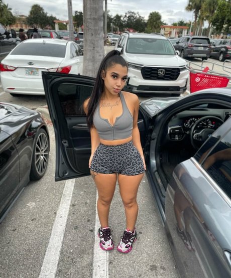 theyfavoritegirl pornstar erotic photo