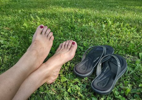 take my feet top actress pic