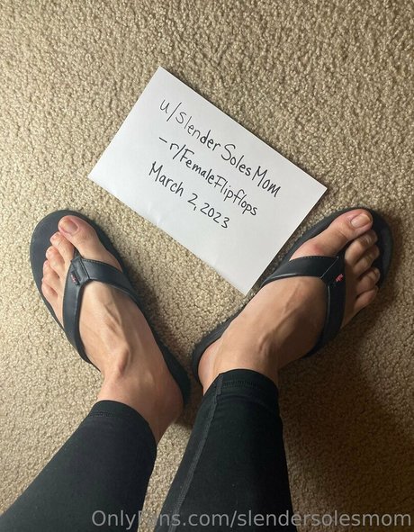 slendersolesmom sex model pics