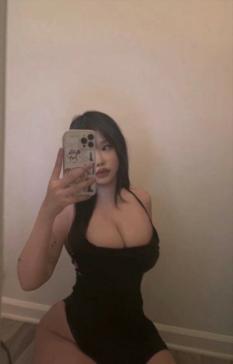 Niyoso high quality pornstar photo