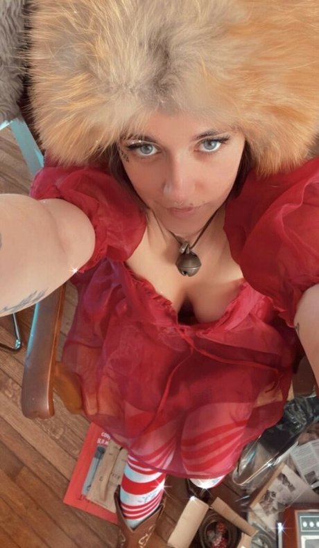 Sierra Ferrell model nice images