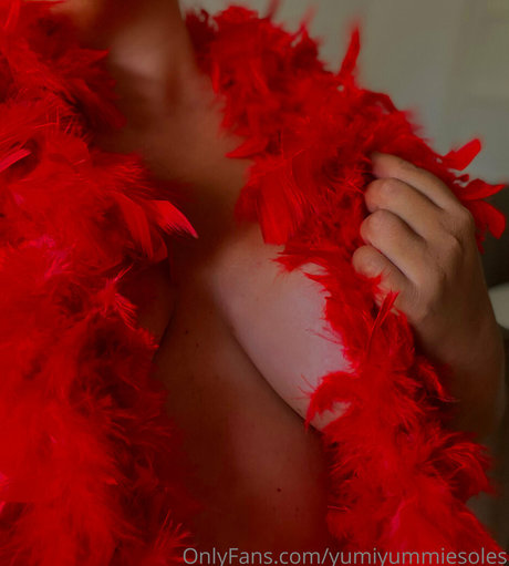 yumiyummiesoles nudes actress photos