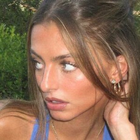 Eliana Jones sexy pornstar photo