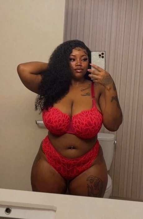 therealvictoria b nudes model image