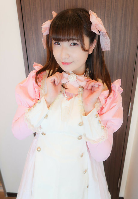 milklimxxx naked actress photos