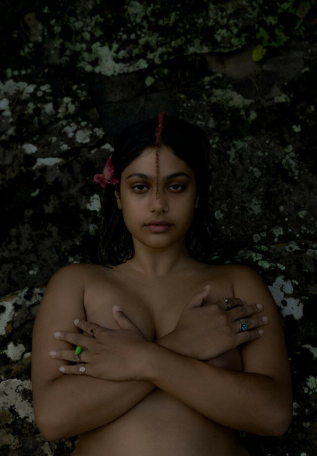 angieyxlsh pornstar erotic photo