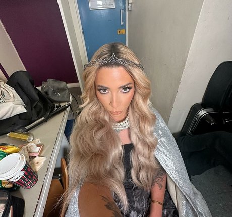 Gkbarry star sex pictures