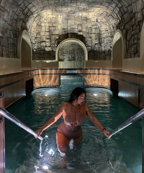 Moon Seo byul star top photo