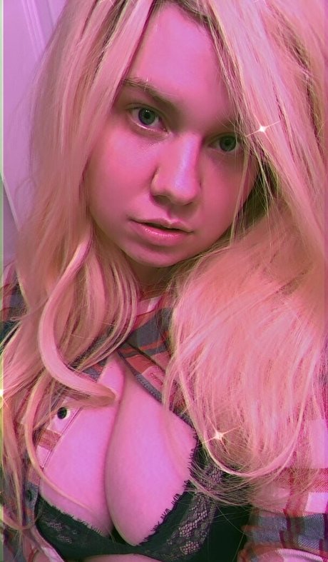 Supapixelgirl model pretty images