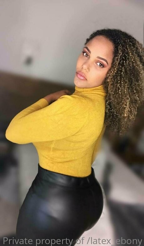 kixxy vip model sex gallery