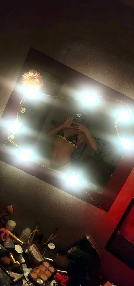 boomfitsabry erotic actress archive