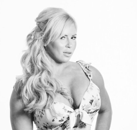 Dana Brooke star pornographic pics