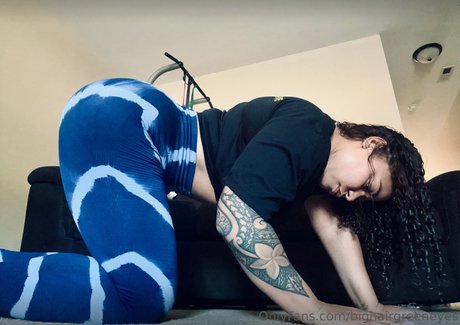 AJ Perry free pornstar pic