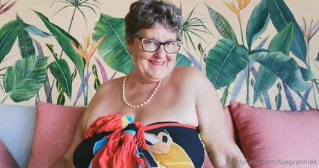fungrannies model nude images