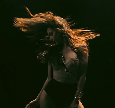 Paty Cantu high quality star gallery