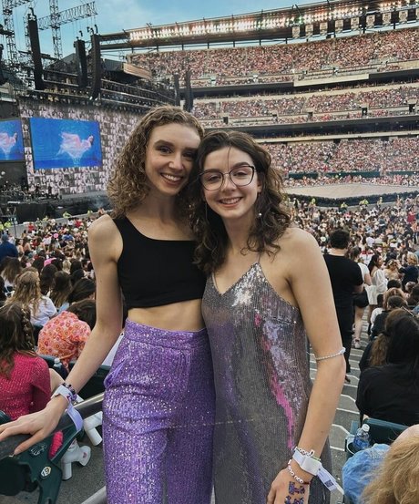 Katherine Hudson hd model pictures