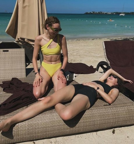 Katherine Hudson erotic actress photos