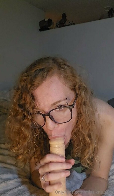 miss kris butt model free images