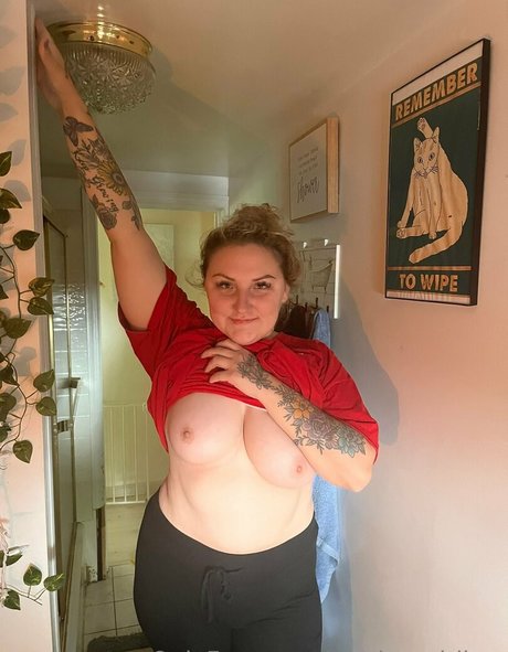 nxtdoorgirlkay model high quality photo