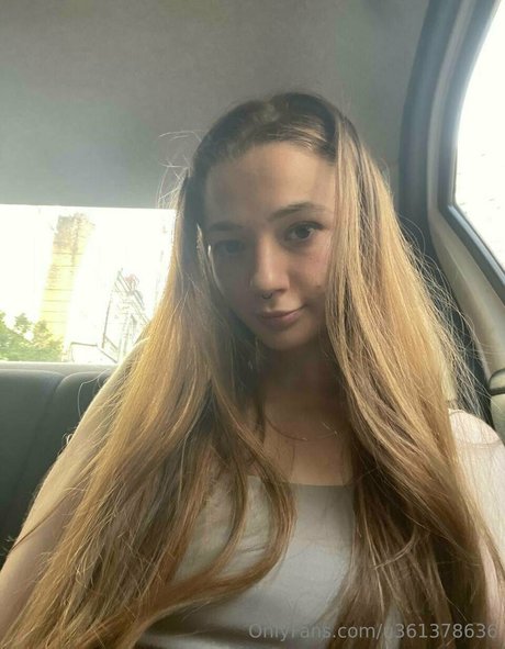 layla role pretty model picture